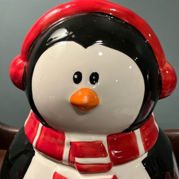 Penguin Cookie Jar - Picture 4 of 8